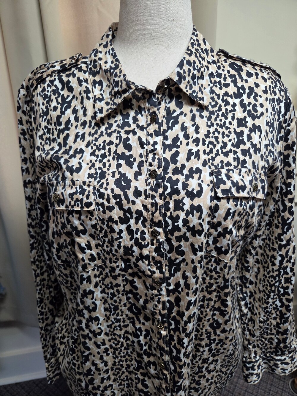 Jaclyn Smith Leopard Print Button-Up Blouse in Black and Cream Size XXL